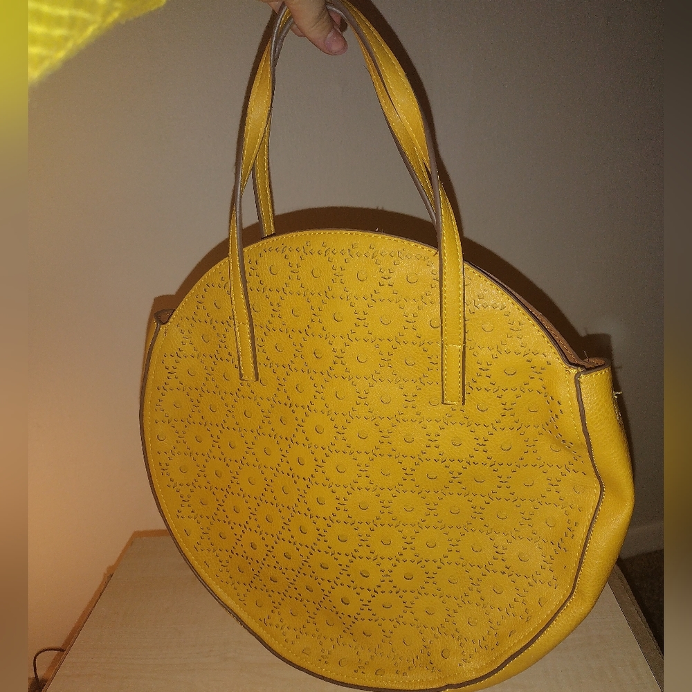 Yellow round purse